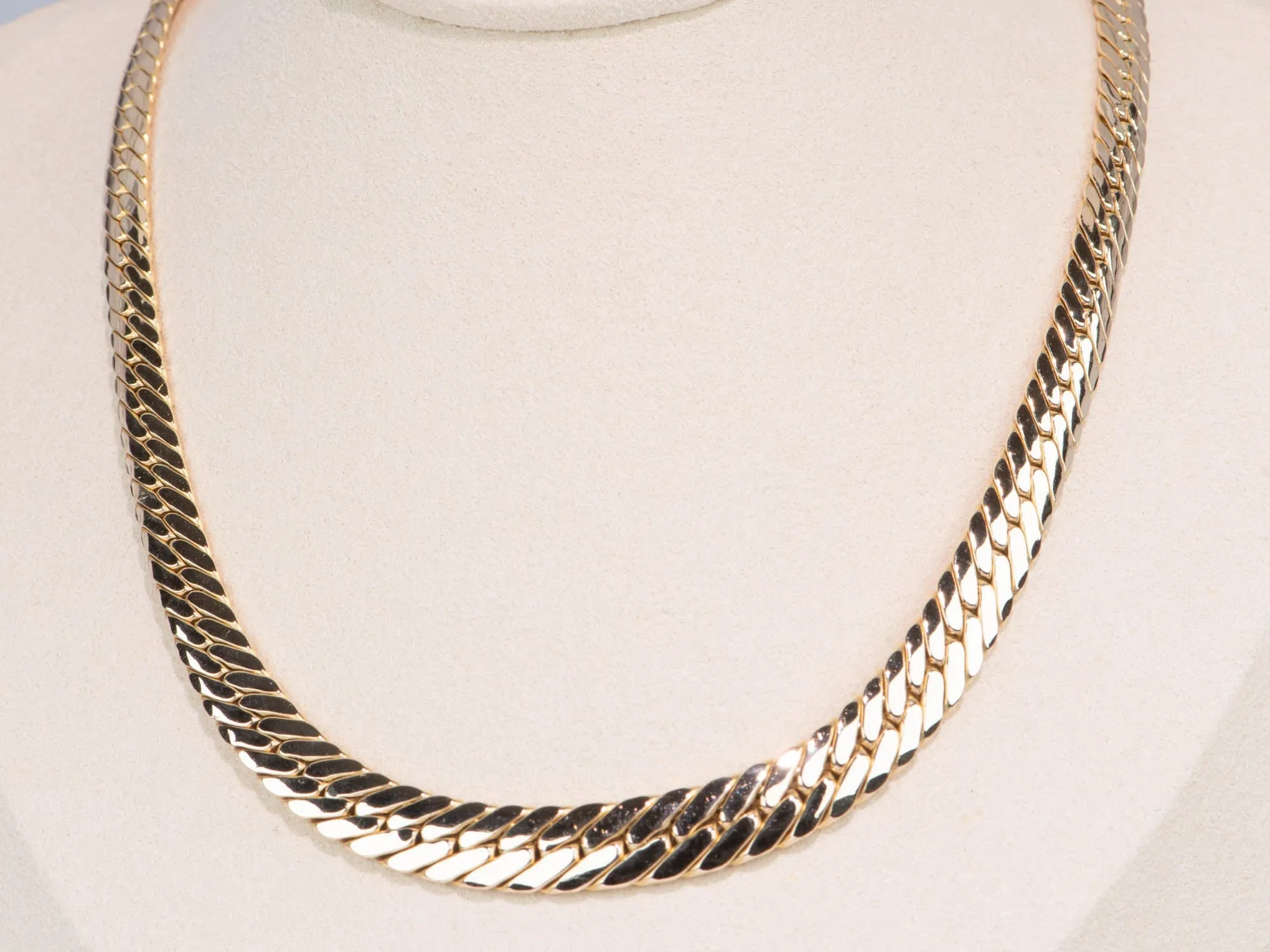 8.3mm Herringbone Link Chain Necklace 16.25 14k Gold 18.92g R4479