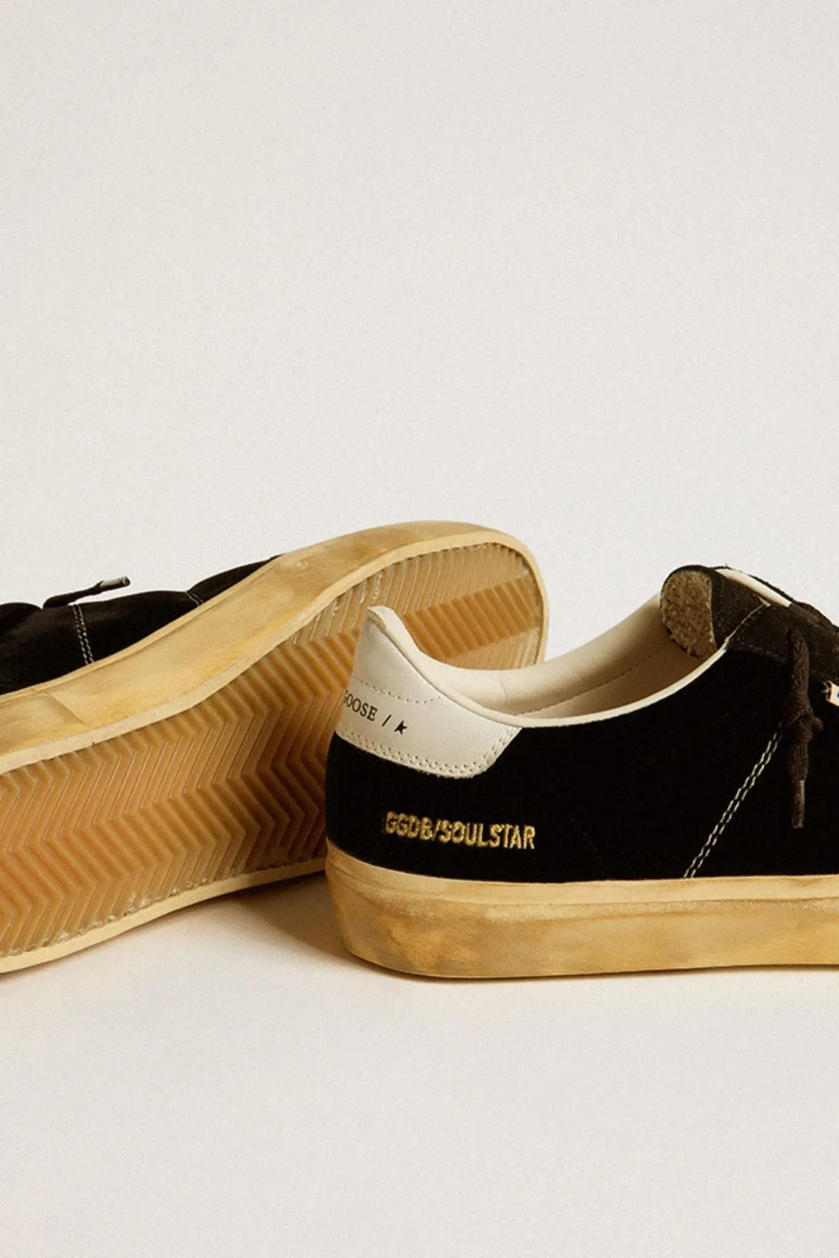 Golden Goose Soul Star Sneaker - Black/ Milk