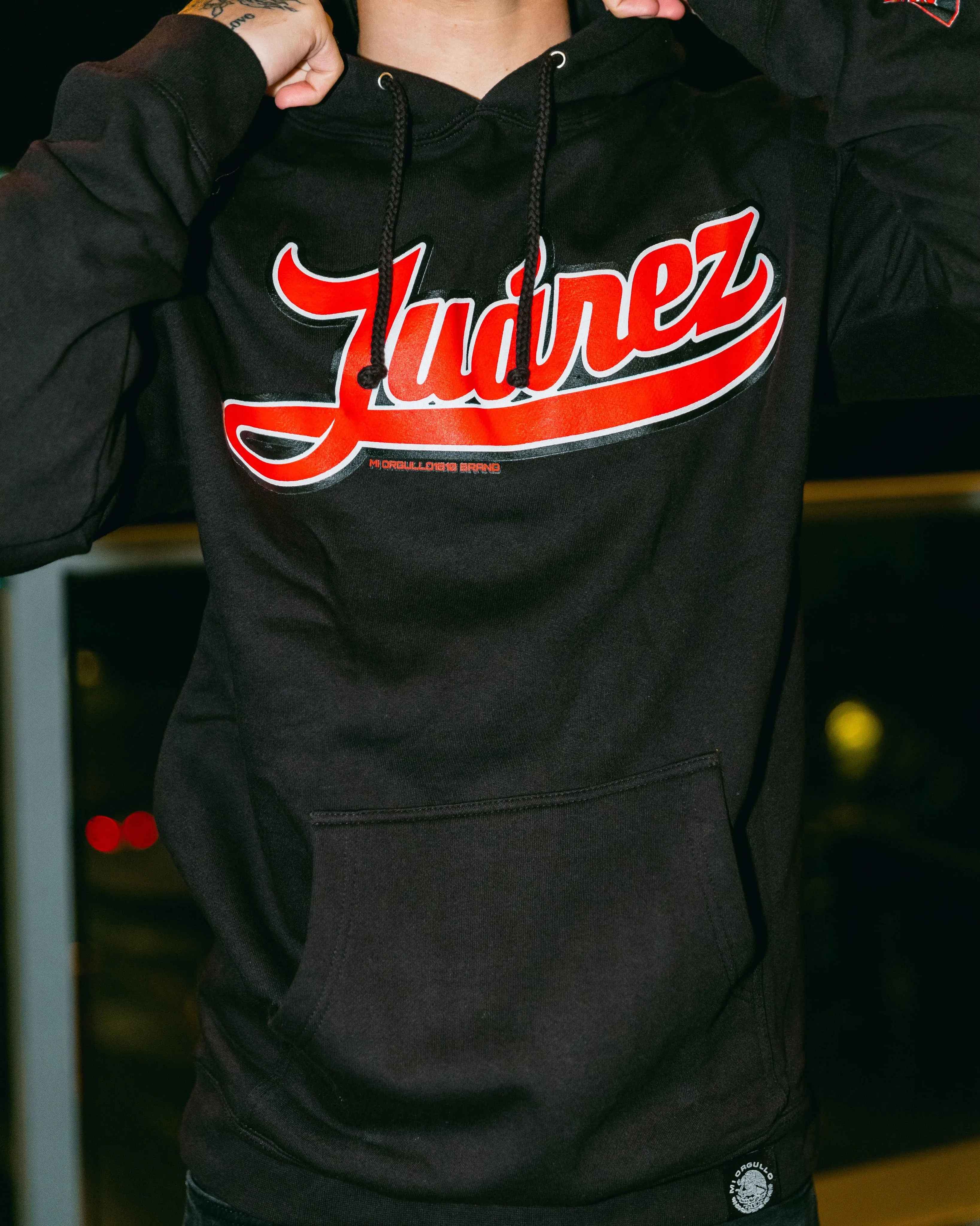 JUREZ BLACK HOODIE