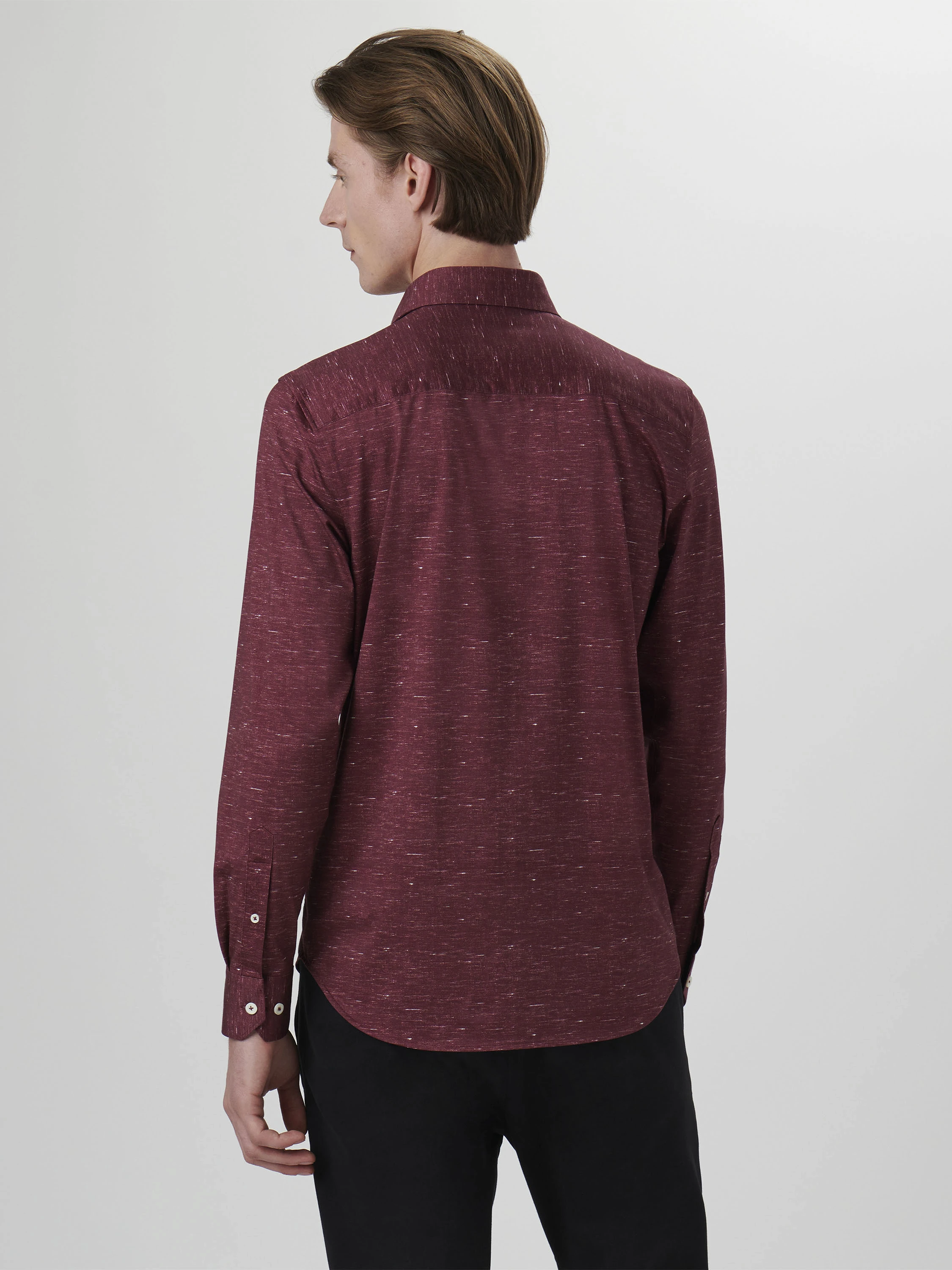 Men's Bugatchi | James Spread Collar OoohCotton Shirt | Cabernet