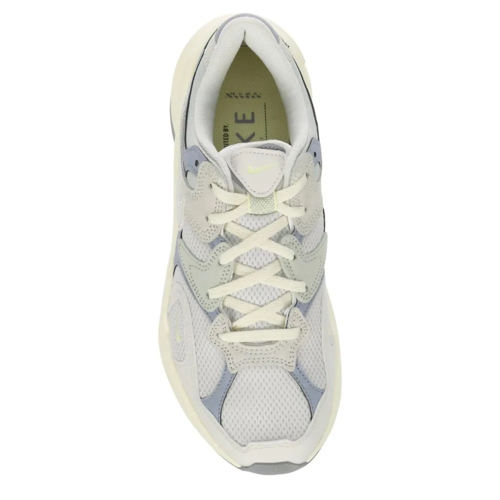 NIKE  WOMENS AL8 SNEAKER