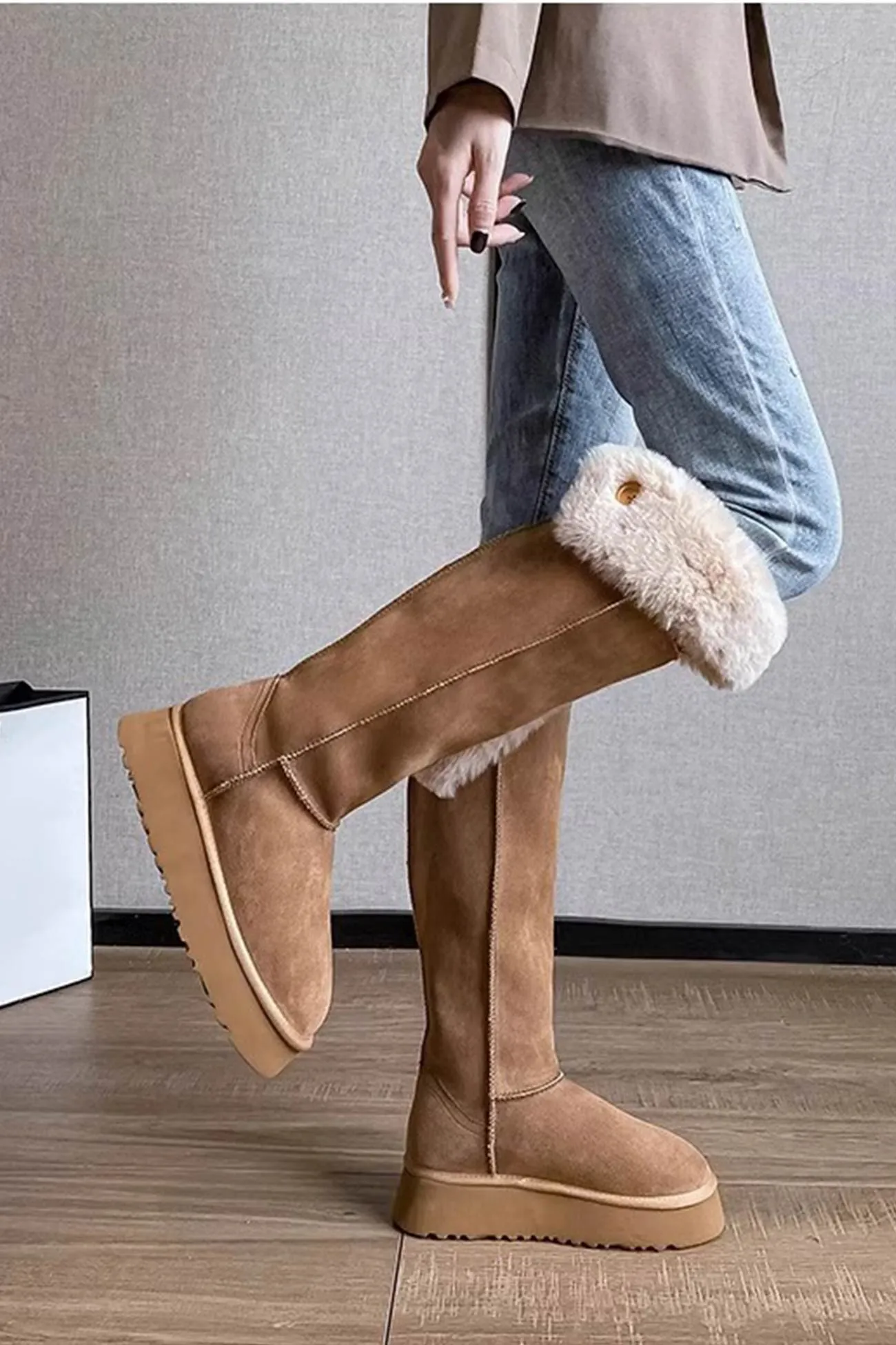 Plush Platform Knee-high Snow Boots