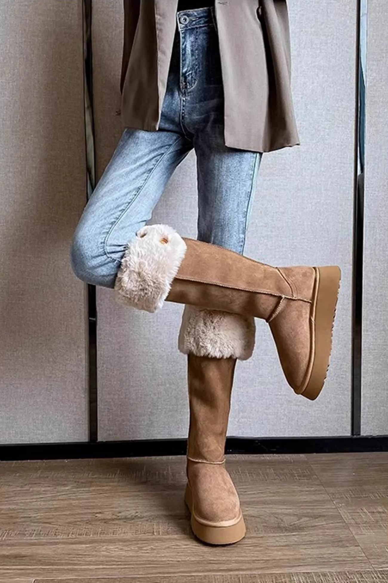 Plush Platform Knee-high Snow Boots