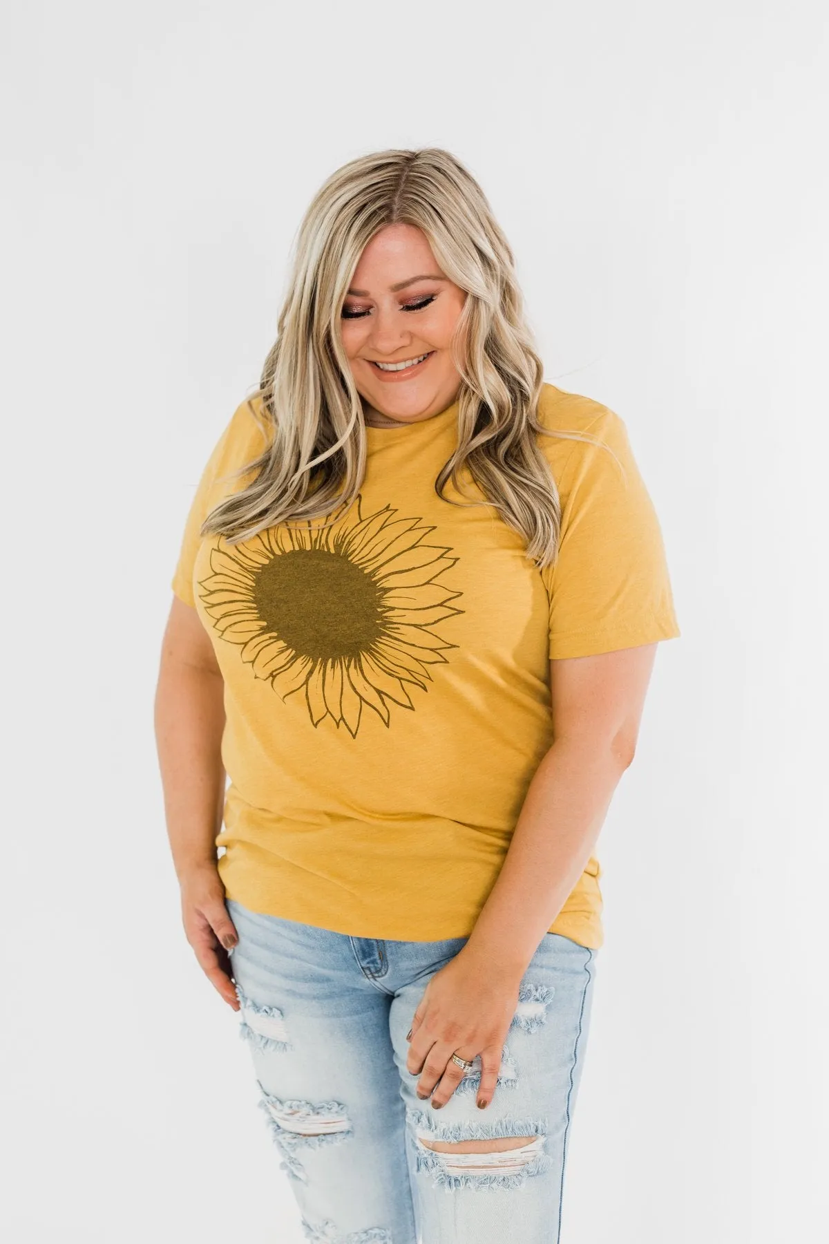 Simple Sunflower Graphic Tee- Yellow