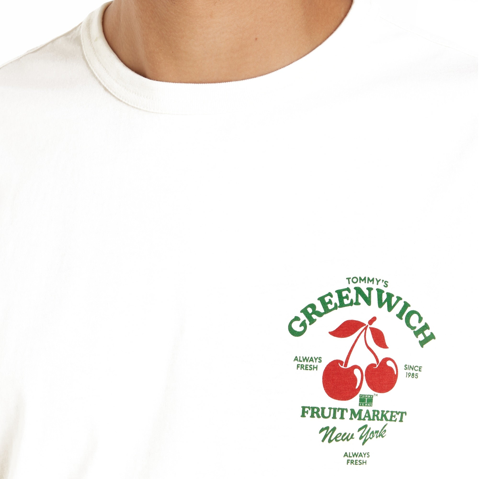 Tommy Jeans Greenwich Fruit Market Graphic T-Shirt - Ancient White